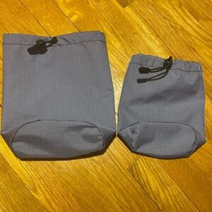 Tom Bihn Travel Stuff Bag Set. Size 2&3. EUC. color is dusk (purple)